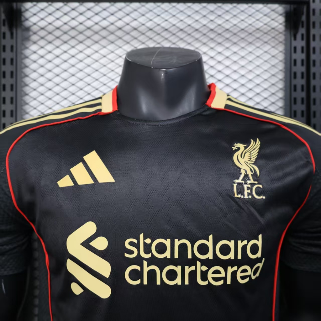 Liverpool Blackout Gold Kit