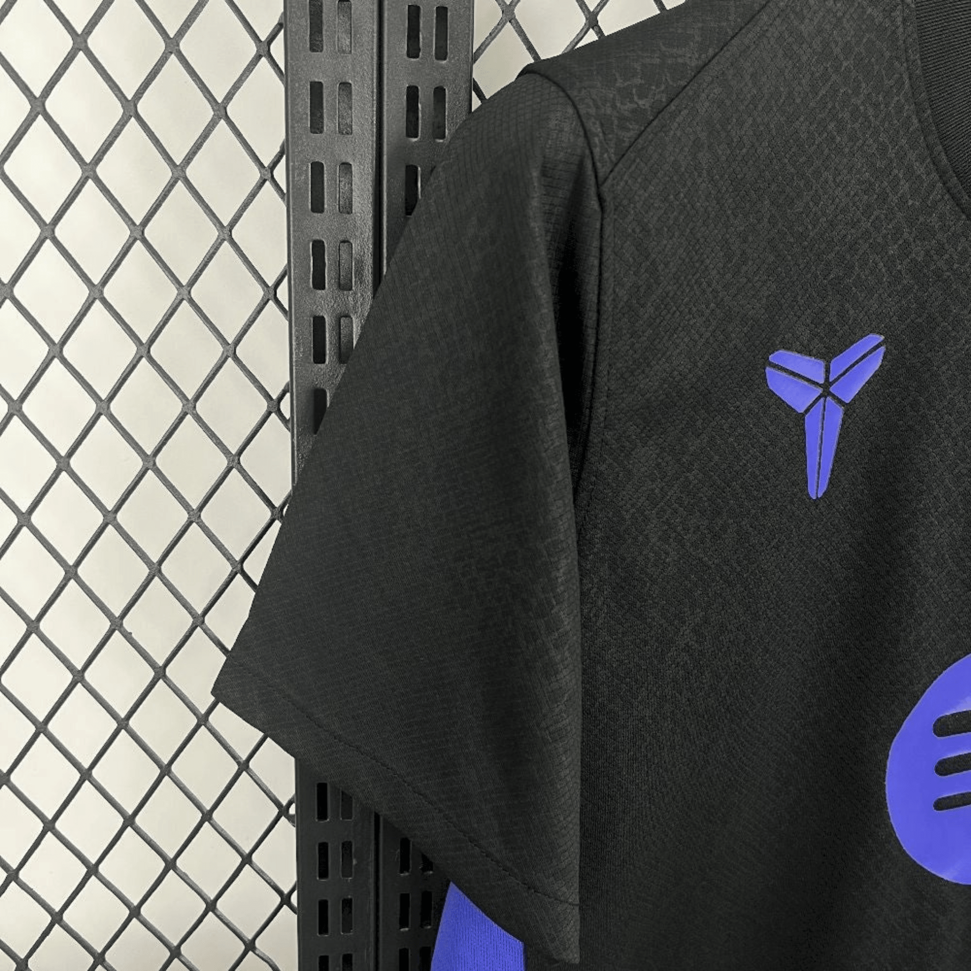 Barcelona Black Mamba Kit - LockerX