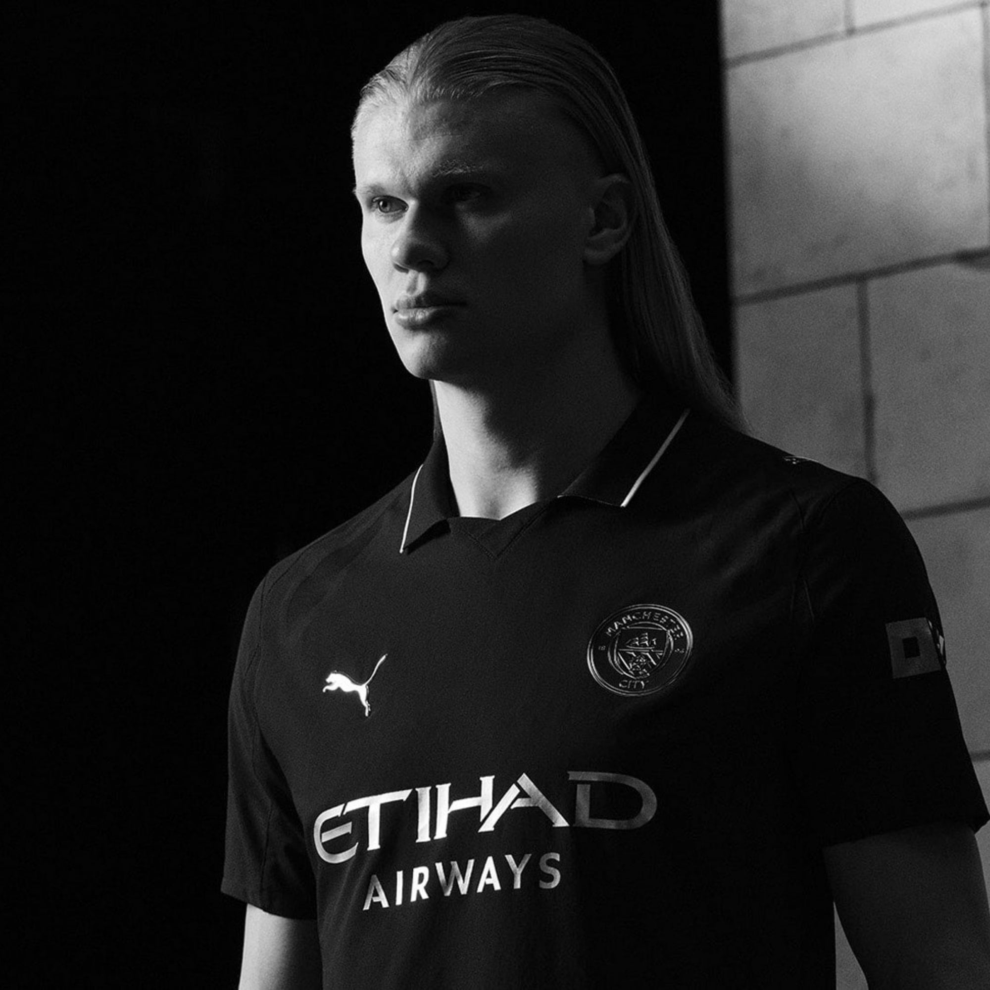 Manchester City 25/26 Away Jersey - LockerX