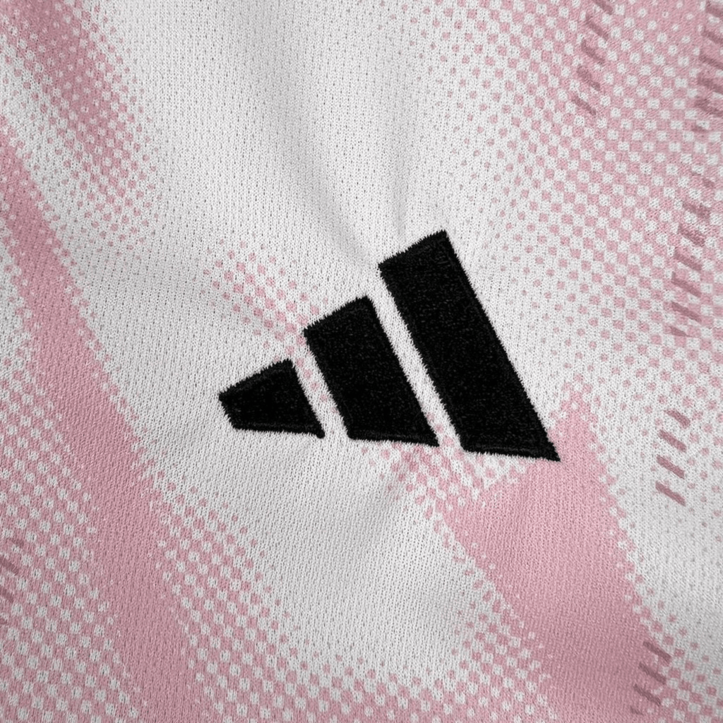 Real Madrid Pink Dream Kit - LockerX