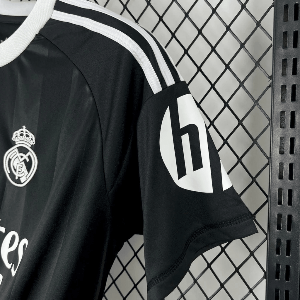 Real Madrid Shadow Stripe Kit - LockerX