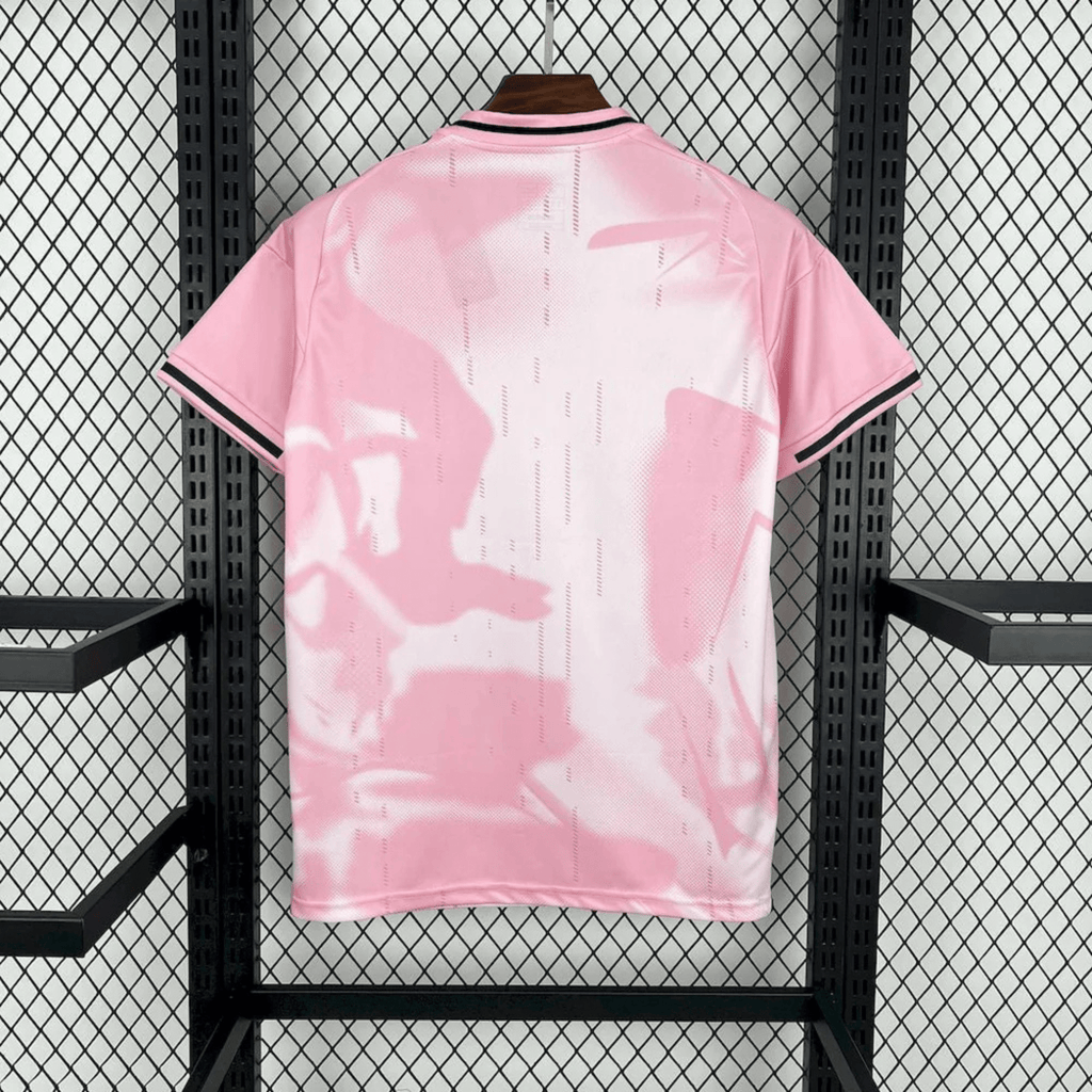 Real Madrid Pink Dream Kit - LockerX