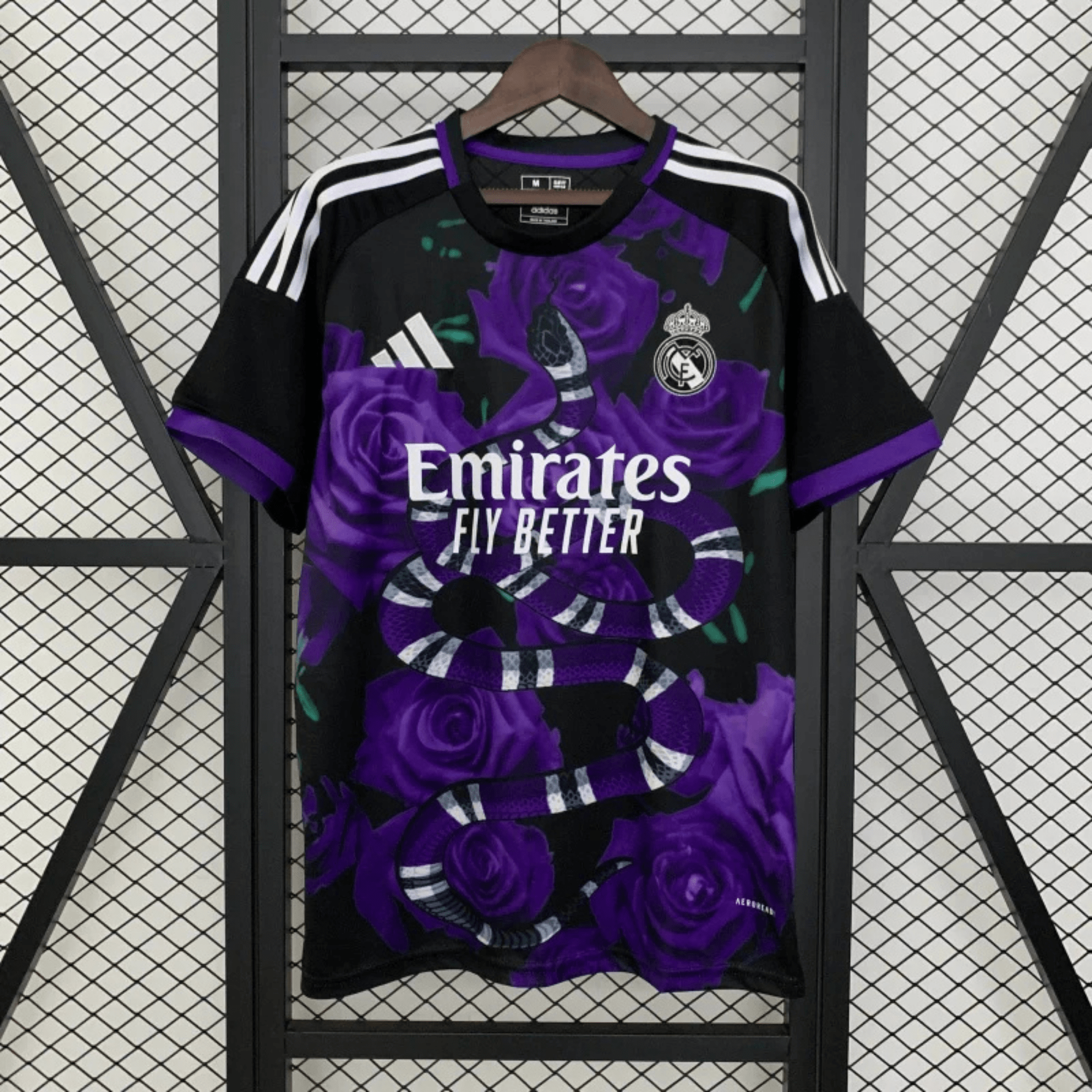 Real Madrid Serpent Lila Kit - LockerX