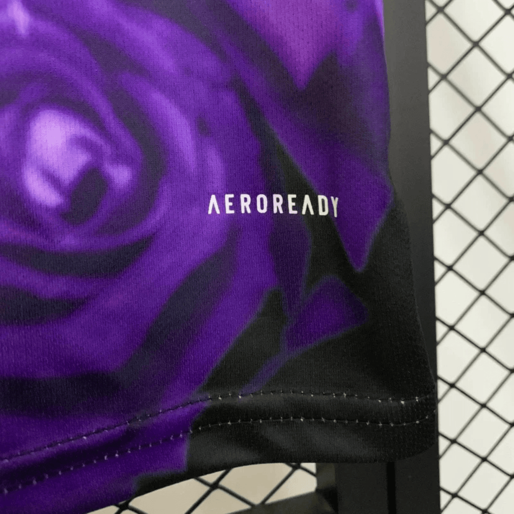 Real Madrid Serpent Lila Kit - LockerX