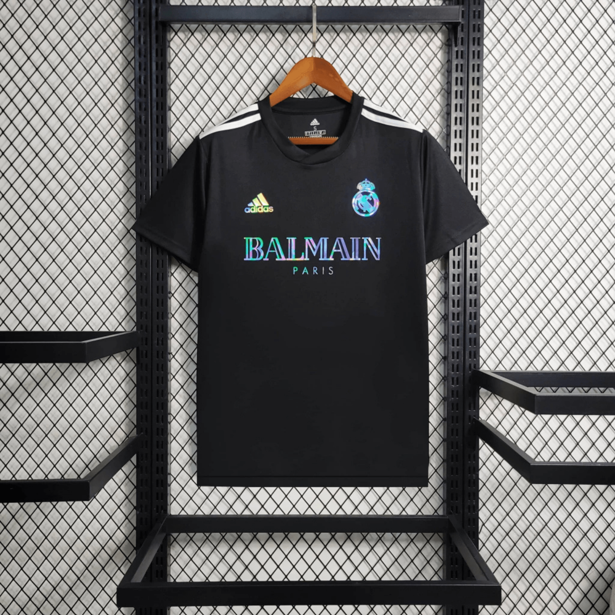 Real Madrid Noir Balmain Kit - LockerX